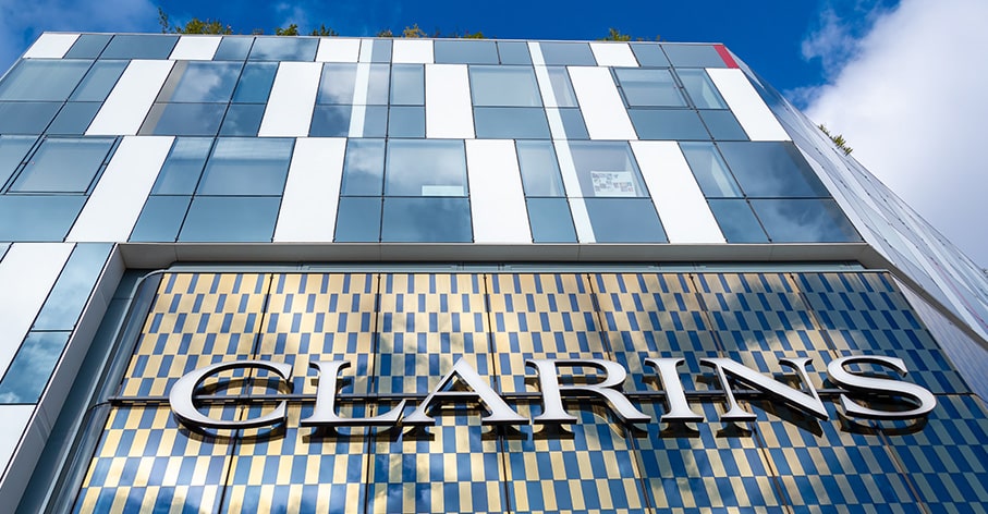 Clarins s'associe à Evok Collection Visuel_clarins_evok_collection